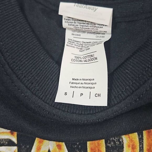 Megadeth Graphic Tee 35 years skeleton graveyard gravestone band concert - Picture 3 of 6